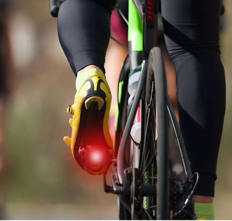 Do cyclists suffer from metatarsalgia? Foot Dynamics
